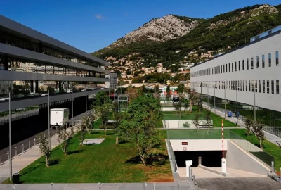 Mobilisation du CHITS et du CH d’Hyères dans le Var pour faire face à la situation actuelle.