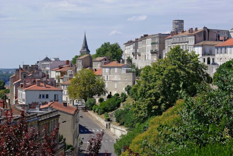 Huit premiers romans sélectionnés pour le Prix de la Ville d’Angoulême 2026.
