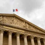 L’Assemblée nationale débat d’une loi sur la protection des enfants en France.