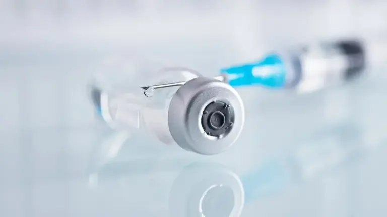 Chute de 50 % du taux de testostérone chez les hommes, alerte sur la santé reproductive.