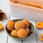 Sorbet à l&rsquo;abricot maison : une recette simple et rapide pour les amateurs de desserts estivaux