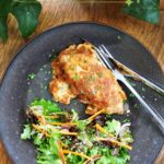 Blancs de poulet pané et salade asiatique : une nouvelle tendance culinaire émergente en France