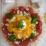Carpaccio de boeuf, tomate ananas et burrata : une nouvelle tendance culinaire en Italie.