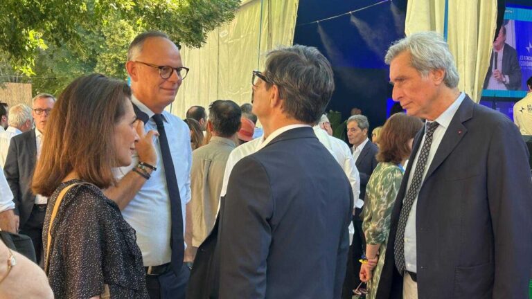 Les élus locaux échangent avec les candidats à la présidentielle lors des Rencontres économiques d’Aix