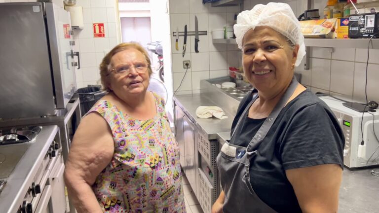 Alice et ses 40 années de pieds paquets marseillais sur le quai de la Joliette