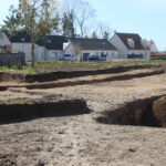 Nouvelle fouille archéologique dans le centre-ville de Gidy menée par des chercheurs locaux.