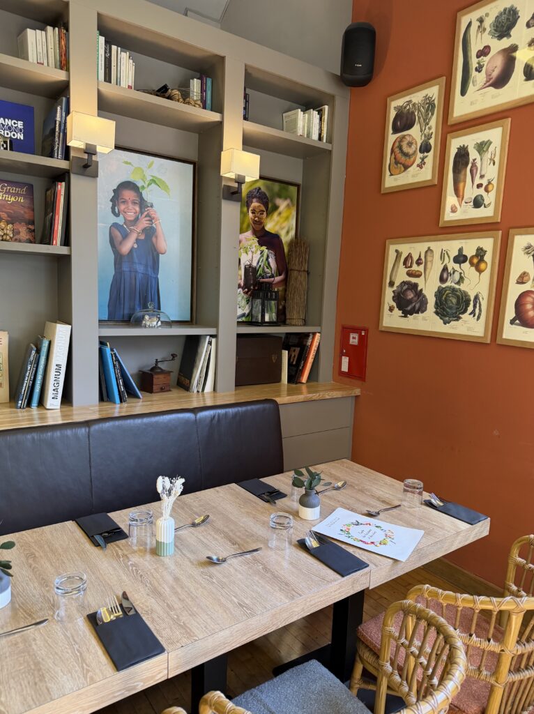 Gilles Pudlowski analyse l’évolution de la gastronomie française face aux nouvelles tendances.