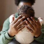 Un prénom pour fille prisé dans les Outre-mer pour son association à la sociabilité et la générosité.