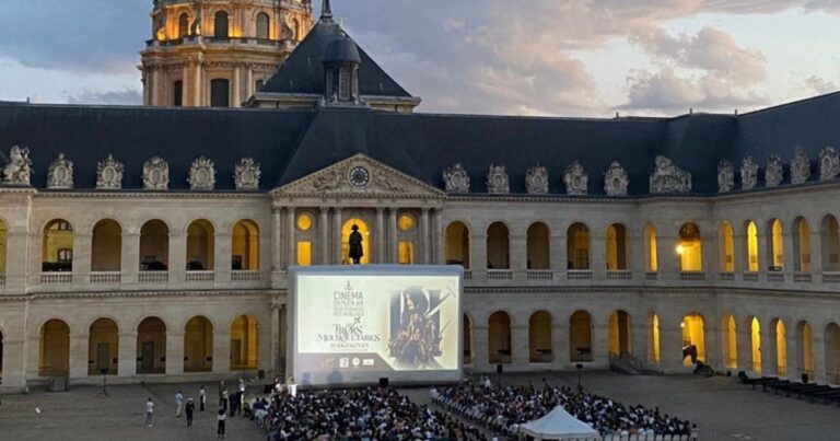 Cinemas en plein air à Paris : six lieux de projection entre les Invalides et la Tour Eiffel