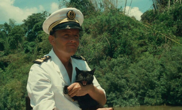 Pierre Guillaume dévoile le rôle stratégique du Crabe-Tambour dans la marine française.