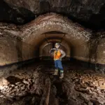 Des ingénieurs résolvent un mystère de circulation d’air à près d’un mile sous terre.