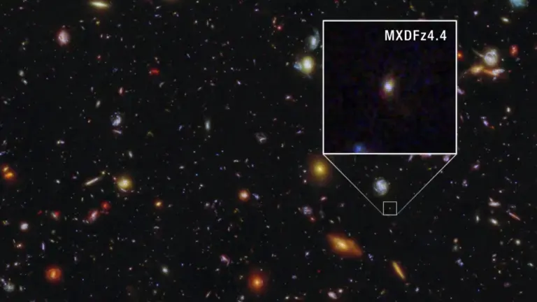 Une galaxie détectée au-delà du brouillard de l’univers primitif par des astronomes.