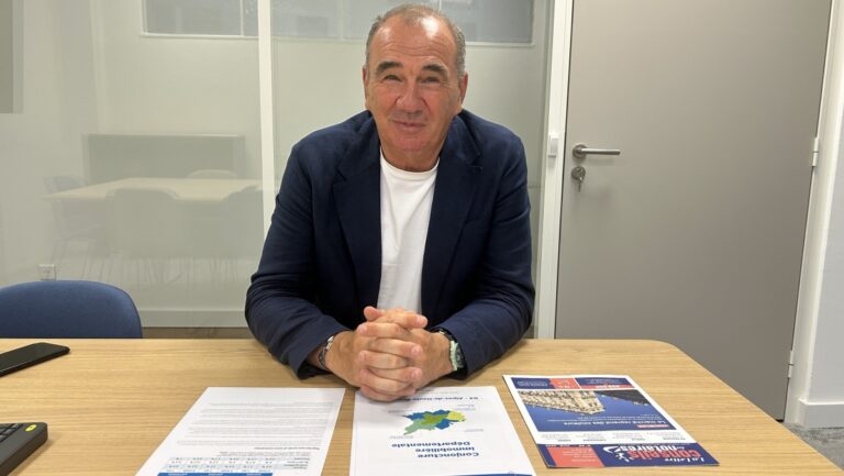 Bruno Vaginay, notaire, examine les prix immobiliers dans les Alpes-de-Haute-Provence