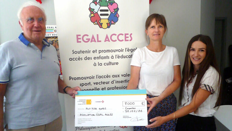 Les Voix des collèges à Carpentras soutiennent la réussite scolaire des jeunes.