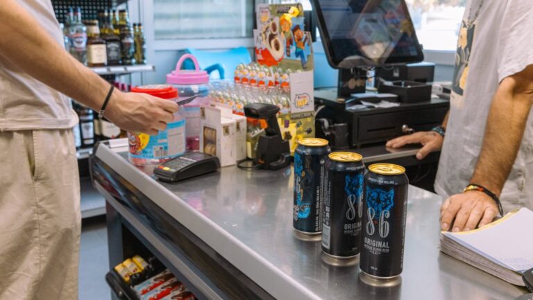 Fermeture nocturne des épiceries à Arles : incompréhension des commerçants locaux