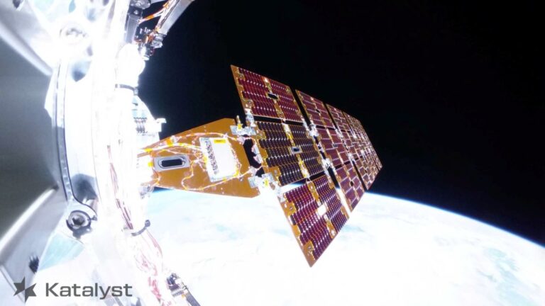 Télescope Swift de la NASA confronté à des défis majeurs dans sa mission scientifique.