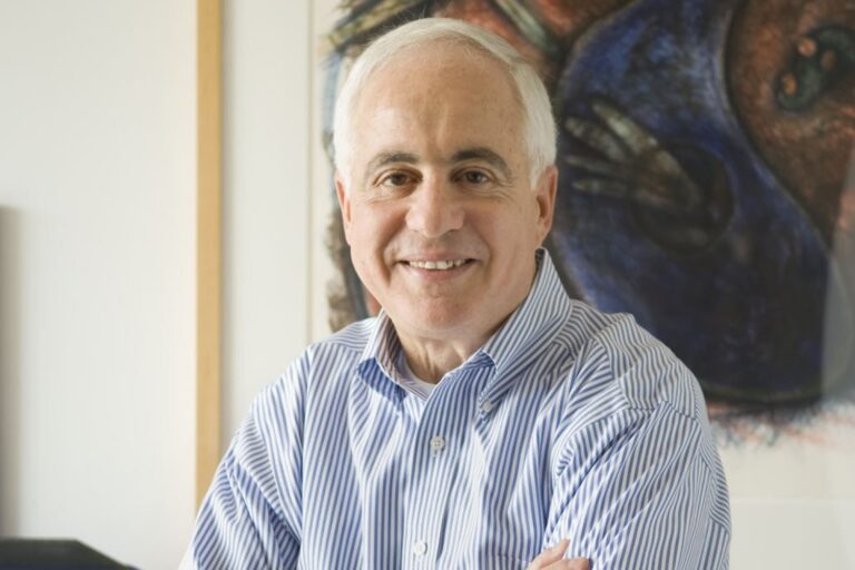 Robert Cohen, chercheur en polymères au MIT, décède à 79 ans.