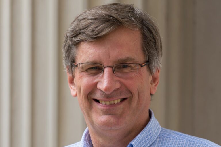 Boleslaw Wyslouch quitte son poste de directeur au Laboratoire de sciences nucléaires du MIT