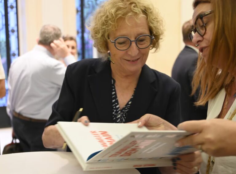 Muriel Pénicaud avertit : le travail de demain se définit maintenant pour éviter des ruptures.