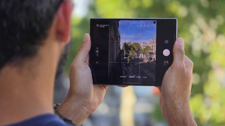Samsung Galaxy Z Fold 8 prend des photos verticales en mode déplié, soulève des questions techniques.