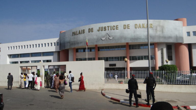 Sénégal : trois chroniqueurs du Pastef poursuivis pour offense au chef de l’État