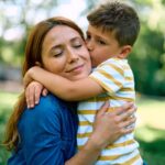 Pauvre enfant : une mère répond aux critiques sur le prénom de son fils en France