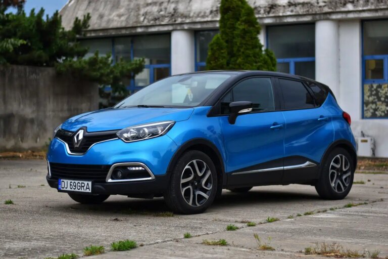 Renault confronté à des poursuites judiciaires liées au Dieselgate affectant sa réputation.