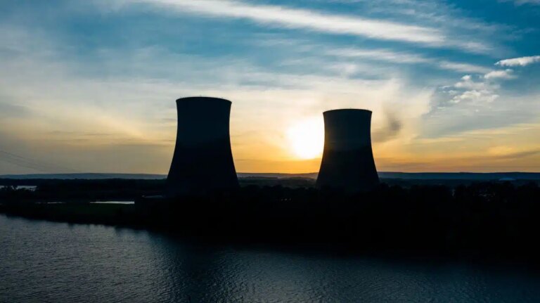 Nucléaire : EDF et Technip s’allient pour rivaliser avec les leaders américains et chinois