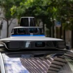 Waymo réduit les accidents de 68 %, renforçant la sécurité des transports autonomes.