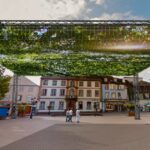Haguenau : Une structure aérienne en canopée installée sur la place du Forum pour créer de l&rsquo;ombre.