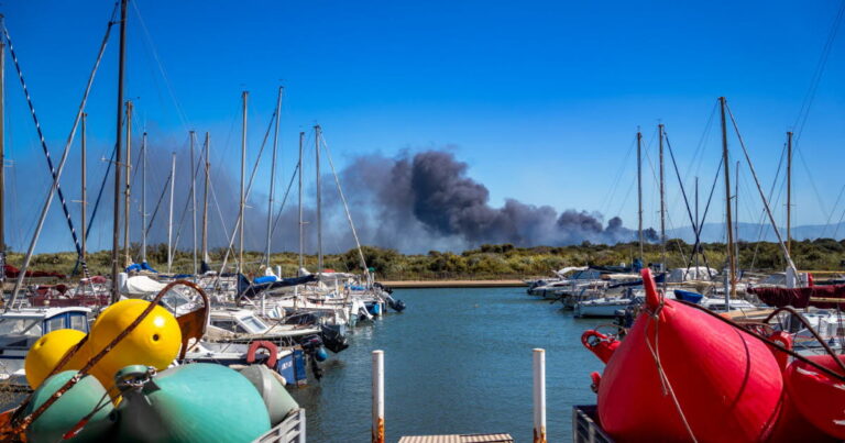 Incendie à Canet-en-Roussillon : 280 bungalows détruits, situation stabilisée