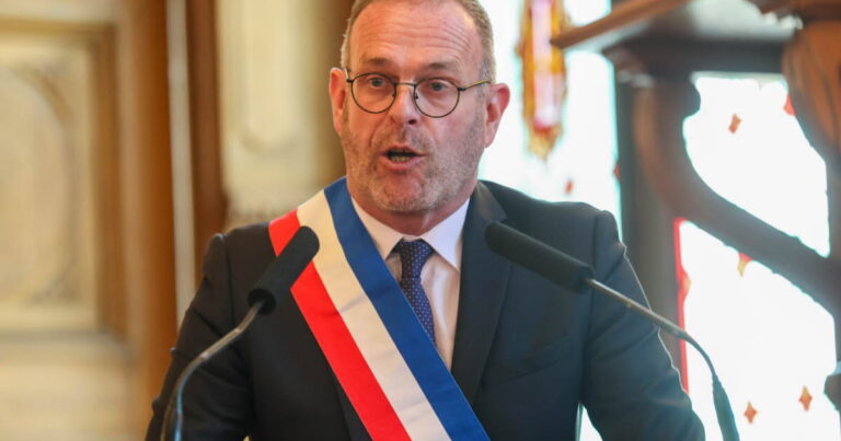 Hénin-Beaumont : la justice annule l’exclusion de deux agents syndicaux par la mairie RN.