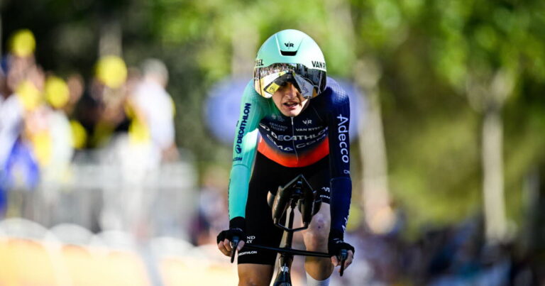 Seixas termine dans les temps lors de sa première participation au Tour de France 2026.