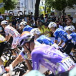 Chute collective au Tour de France, Godon blessé et Vauquelin en difficulté lors de la deuxième étape.