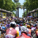 Incendie menace la troisième étape du Tour de France, décision attendue en fin de journée.