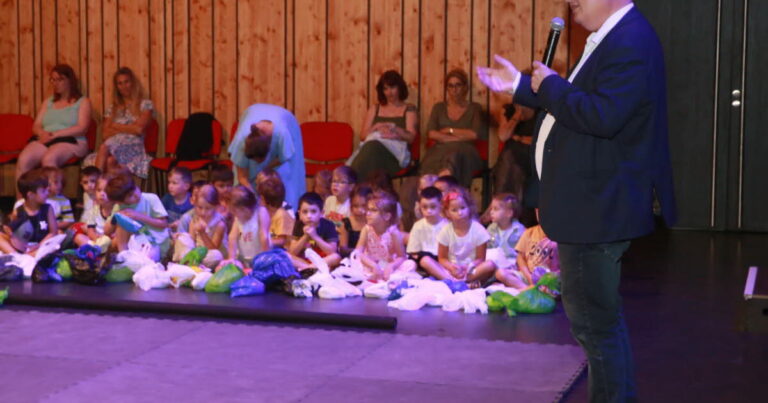 Colmar Agglomération récompense les écoles pour leurs efforts de tri avec Écol’O’Tri.