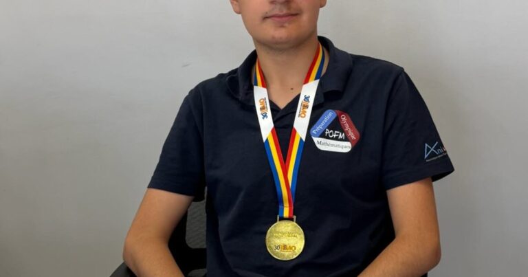 Assem Hamwi, expert en mathématiques, développe des méthodes d’enseignement innovantes.