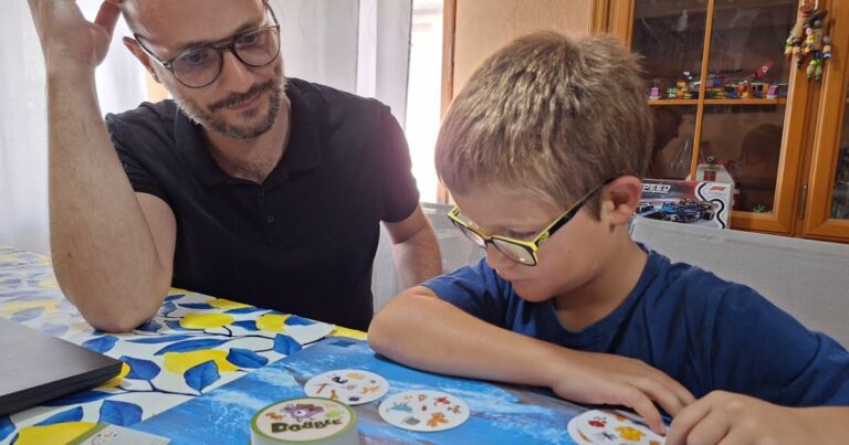 Niedersteinbach : l’unité mobile du SSESD prend en charge les soins des enfants handicapés.