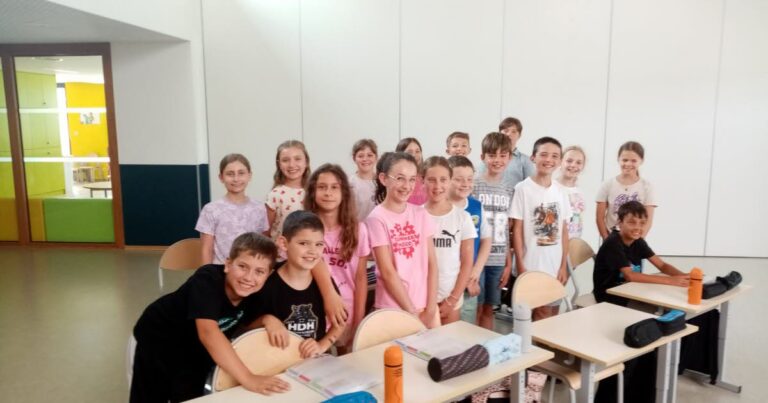 Des élèves ambassadeurs à Wickersheim-Wilshausen sensibilisent contre les dangers de la cigarette.