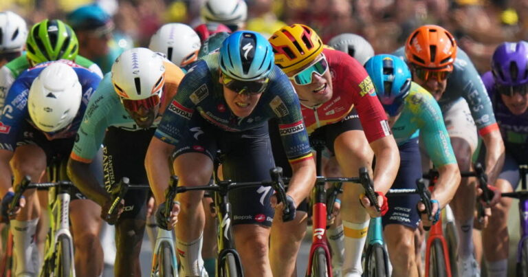 Tim Merlier remporte le sprint à Bordeaux lors de la 7e étape du Tour de France 2026 sous la chaleur.
