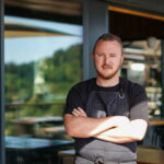 La Ferme du Bien-Être en Haute-Loire propose des menus cuisinés au feu de bois.