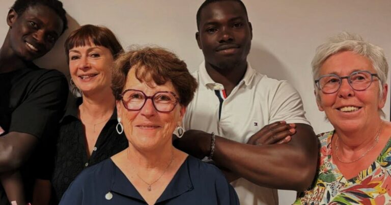 Les bénévoles de l’association Aimina accompagnent des jeunes mineurs isolés en France.