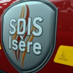 Isère : un homme décède après avoir chuté d&rsquo;un pont sur l&rsquo;A41, percuté par des voitures.