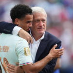Coupe du Monde 2026 : un gynécologue rejoint le staff, Zaïre-Emery en conférence de presse.