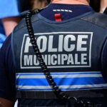 Vaucluse : un policier municipal mis en examen après un tir mortel lors d&rsquo;un refus d&rsquo;obtempérer.