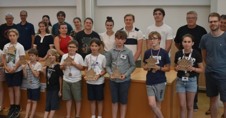 Concours CréaBot à Haguenau : 23 programmeurs en herbe participent à la première édition.