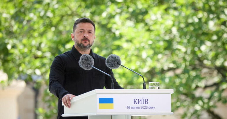 Zelensky envisage un remaniement militaire face à la pression populaire en Ukraine.