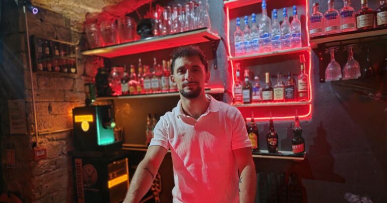 Interdiction de marchés à Lyon : Grégory Doucet présente un plan de relogement à la Métropole.