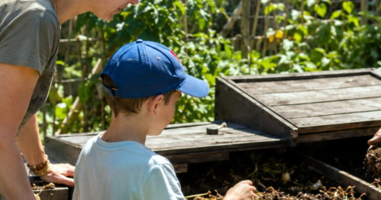 Compostage et jardinage en famille au jardin pédagogique d’Altorf