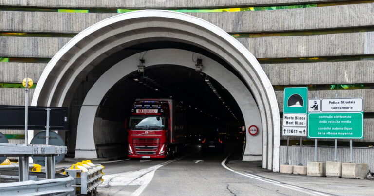 Le directeur italien du tunnel du Mont-Blanc démissionne après sa condamnation dans l’affaire du pont de Gênes.